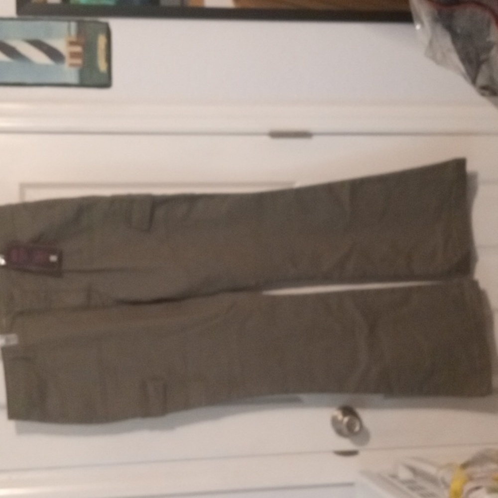 Nb boot cut cargo jeans